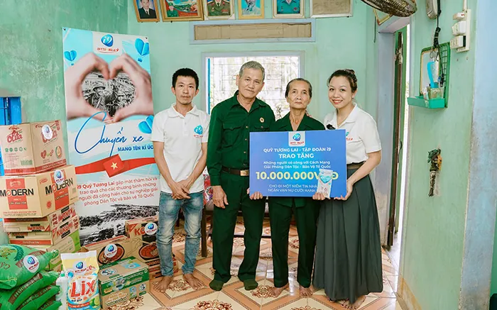 Biểu tượng nhiều trò chơi đa dạng như cá cược thể thao, casino trực tuyến, slot game tại 01win55.