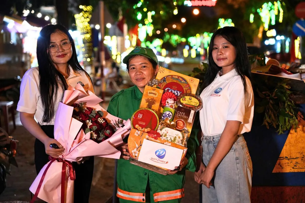 Biểu tượng hỗ trợ qua Telegram