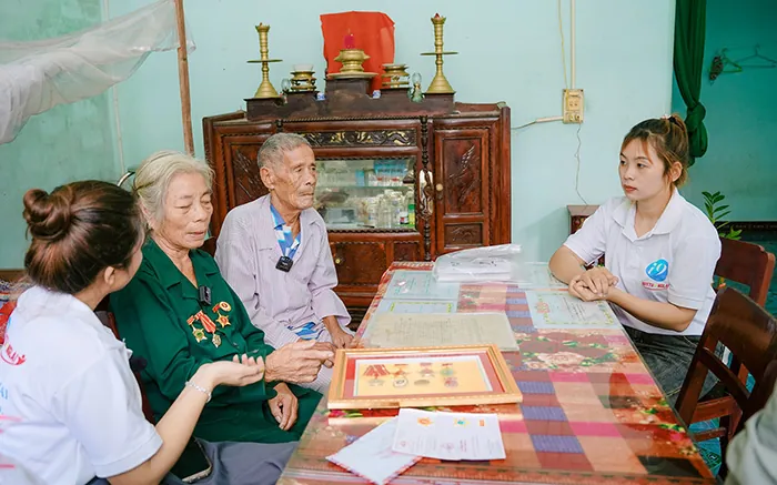 Biểu tượng các chương trình khuyến mãi hấp dẫn, thưởng đăng ký và ưu đãi đặc biệt tại 01win55.